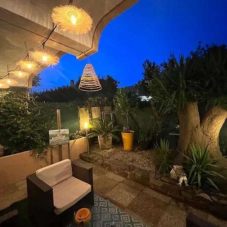 6p Private Garden Little St Tropez Saint-Tropez